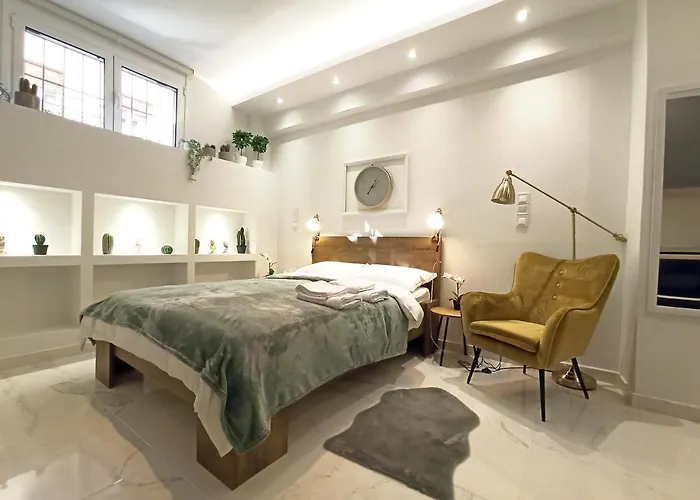Mikalis Studio