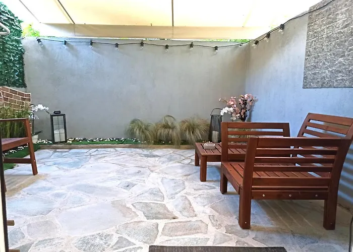 Mikalis Studio
